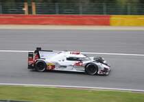 Audi R18 e-tron quattro , Nr.9: Filipe ALBUQUERQUE, Marco BONANOMI, René RAST wurden 4er bei der FIA WEC Langstrecken Weltmeisterschaft 2015, 2. Rennen die 6h Spa Francorchamps am 2.Mai 2015,Der Hybrid-Rennwagen mit der Startnummer 9, war mit einer anderen Karosserie für höheren aerodynamischen Abtrieb angetreten
