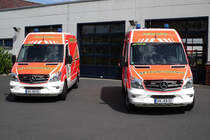 Krankentransportwagen (KTW) der Freiwilligen Feuerwehr Kempen.

Technische Daten:

Mercedes-Benz Sprinter 316 CDi

Automatikgetriebe

Ausbau durch die Firma GSF

Zwecks Foto Termin am 1.05.2015 von mir aufgenommem