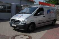 MB Vito des Heizungsbauers  Thomas Weber  steht im Mai 2015 auf einer Baustelle in 36100 Petersberg-Marbach