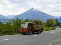 AEBI Heuladewagen unterwegs in Sigriswil am 13.05.2015