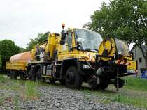 Zweiwege Unimog U400 am 16.05.15 in Darmstadt