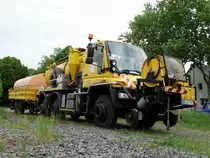Zweiwege Unimog U400 am 16.05.15 in Darmstadt