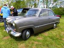 Ford 15M, gesehen beim Oldtimertreffen in Hainzell, Mai 2015 