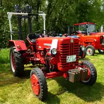 IHC D 215, ausgestellt beim Oldtimertreffen in Hainzell, Mai 2015