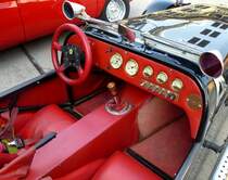 Caterham, Blick in den Innenraum des englischen Sportwagens, Oldierama Lrrach, Mrz 2015