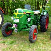 Deutz war bei der Oldtimerausstellung in Hainzell im Mai 2015 gut vertreten