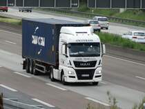 MAN TGX am 23.05.15 in Frankfurt auf der A5