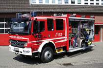 Tanklöschfahrzeug 20/40 mit Sonderlöschmitteln (TLF 20/40-SL) der Feuerwehr Nettetal, 

Löschzug Breyell.

Fahrgestell: Mercedes-Benz Atego 1529 AF

Aufbau: Schlingmann

Am 22.05.15 zwecks Foto Termin aufgenommen