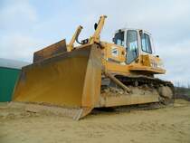 Liebherr PR 742 Litronic am 05.04.2010 in der Nähe von Wormeldange (Lux.)