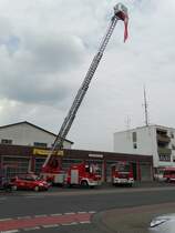 IVECO/Magirus DLK 23/12 CS (Florian Maintal 1-30-1) am 24.05.15 beim Tag der Offenen Tür in Maintal Dörnigheim