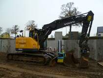 Volvo ECR 145C L am 02.11.2014 in Berg (Lux.)