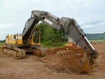 Volvo-Akerman EC 230B am 20.07.2014 bei Saarburg