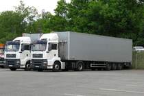 Sattelauflieger MAN TGA 18.480, Schwerin 24.05.2008