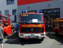Mercedes Benz 917 Rüstwagen (Florian Hanau 1-52-1) der Feuerwehr Hanau Mitte am 07.06.15 beim Tag der Offenen Tür