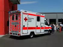Nagelneuer Mercedes Benz Sprinter RTW des DRK Hanau am 07.06.15 beim Tag der Offenen Tür
