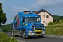 . Scania 460 Langschnauzer gesehen am 15.06.2015. 