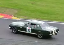 Horst Walther auf Ford Mustang. Mitzieher bei der einfahrt in Busstopp, beim FHR Langstreckencup - Rennen beim ADAC Spa Race Festival am 20.07.2014