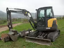 Volvo ECR 48C am 17.10.2010 in der Nähe von Irrel