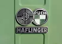 Steyr-Daimler-Puch  Haflinger , Schriftzug und Logo am K�hler des leichten Gel�ndetransporters, das erfolgreiche Fahrzeug mit Allradantrieb wurde in �sterreich gebaut von 1959-74 und vorwiegend im milit�rischen Bereich eingesetzt, Juni 2015