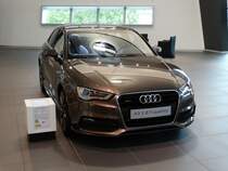 Audi A3 am 18.06.15 im Audi Forum Neckarsulm 