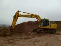 Komatsu PC 240 NLC-6 active am 26.12.2011 in der Nähe von Esch