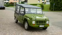 Aufgenommen am 13.06.2015 an Lachen.

Citroën Méhari, Baujahr 1979.
Auf einer Schulreise in der 4 oder 5 Klasse sah ich zum ersten Mal ein solches Fahrzeug.
Nun, ganz viele Jahre später bin ich selbst Besitzer dieses schönen Exemplars.

Dieser Méhari macht einfach Freude!