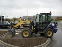 Komatsu WA 70-5 am 30.10.2011 in der Nähe von Foetz (Lux.)