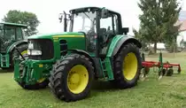 John Deere 6830, ausgestellt anl. der Jubiläumsfeier  850 Jahre Wiesen  in Hofbieber-Wiesen im Juni 2015