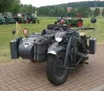 Zündapp KS 750, ausgestellt anl. der Jubiläumsfeier  850 Jahre Wiesen  in Hofbieber-Wiesen im Juni 2015