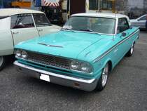 Ford Fairlane Series 40 Sports Coupe  500  des Jahrganges 1963. Oldtimertreffen an der  Alten Dreherei  in Mülheim an der Ruhr am 21.06.2015.