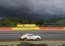 Chevrolet Camaro GT4, V8 Racing, Fahrer: J.Beelen/M.Nooren. Mitzieher bei der GT4 Euro Series in Spa Francorchamps am 20.6.2015 beim ADAC GT Masters Weekend.