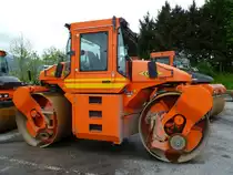 Bomag BW 184 AD-2 am 12.05.2013 auf der Autobahnraststätte am Lac de Gruyère (CH)