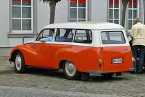 Heckansicht vom IFA F9 Kombi, mit seitlich angeschlagener Hecktür, wunderbar restauriert. Uebigau am 27.06.2015