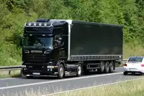 Scania Sattelzug unterwegs auf der B27 im Juni 2015