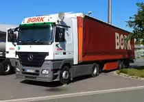 Mercedes Actros MP2 weiß grau BORK Pritsche Plane Sattelauflieger 28,09,2013