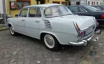 Rückansicht Skoda 1000 MB der ersten Generation, schön zu sehen die Lufteinlässe und die weit gebogene Heckscheibe, Uebigau am 27.06.2015