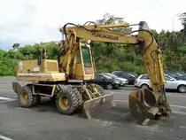 Furukawa W 625E am 01.08.2010 auf einem Parkplatz in Waldrach