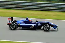 Mitzieher der Nr.18 ,Fahrer: Tatiana Calderón (COL), Team: Carlin, Dallara F312 Volkswagen, FIA F3 European Championship in Spa Francorchamps am 20.6.2015 beim ADAC GT Masters Weekend