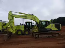 Volvo EC 250E L (Baujahr 2015, Gewicht 29020 kg, Leistung 160 kW) eingesetzt beim Bau der Ortsumgehung Konz-Könen, 21.06.2015
