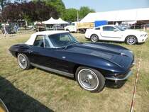Chevrolet Corvette C2 Sting Ray auf dem US-Car-Treffen in Stadtbredimus (Lux.) am 05.07.2015