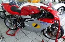 MV Augusta F4 1000S Biposti, Baujahr 2005, 4-Zyl.Reihenmotor mit 998ccm und 170PS, Vmax.301Km/h, Museum Fichtelberg, Aug.2014 