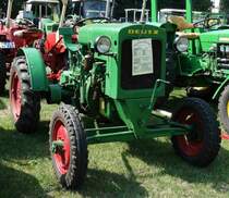 11er Deutz, steht in Gudensberg bei der Oldtimerausstellung 2015