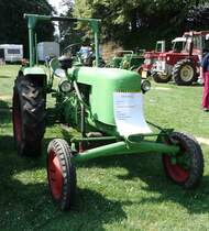 Fendt 12 HL, steht in Gudensberg bei der Oldtimerausstellung im Juni 2015