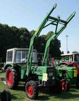 Fendt Farmer 103S, steht in Gudensberg bei der Oldtimerausstellung 2015