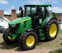 John Deere 6100 MC, gesehen bei der Oldtimerveranstaltung in Hilders im Juni 2015