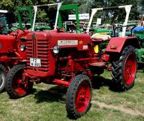IHC 214, steht in Gudensberg bei der Oldtimerausstellung 2015