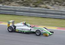 Nr:28 der ADAC Formel 4, HTP Juniorteam , Fahrer: Janneau Esmeijer , beim 1.Lauf am 20.6.2015 in Spa Francorchamps