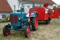 Hanomag R16 mit angehängtem Tragkraftspritzenanhänger. Hier zeigt die Freiwillige Feuerwehr von 36100 Petersberg-Marbach beim  Tag der offenen Tür  2015 dörfliche Einsatzmöglichkeiten aus der Zeit um 1960.