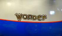 WONDER, Tankaufschrift an einem Oldtimer-Motorrad der franzsischen Firma, Juli 2015