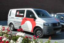 VW T5 von  alphainnotec , abgestellt auf einem Parkplatz in Biebergemünd im Juli 2015